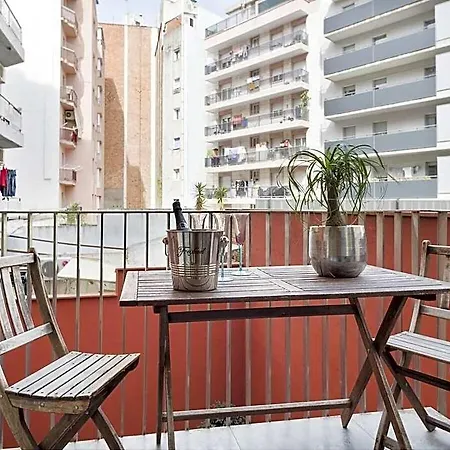 Flat For 8 W/shared Pool Near The :born Area 4*