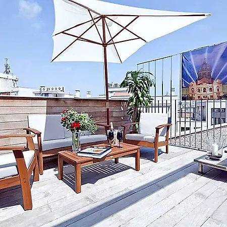 Flat For 8 W/shared Pool Near The :born Area Barcelona