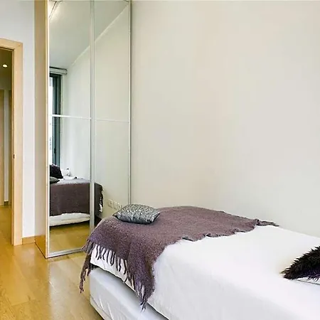 Flat For 8 W/shared Pool Near The :born Area Barcelona